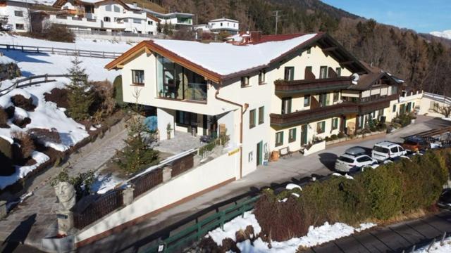Ferienwohnung Landhaus Töchterle Telfes im Stubai Exterior foto