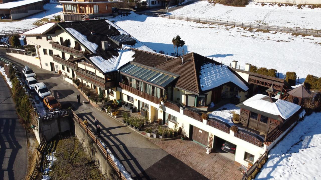 Ferienwohnung Landhaus Töchterle Telfes im Stubai Exterior foto