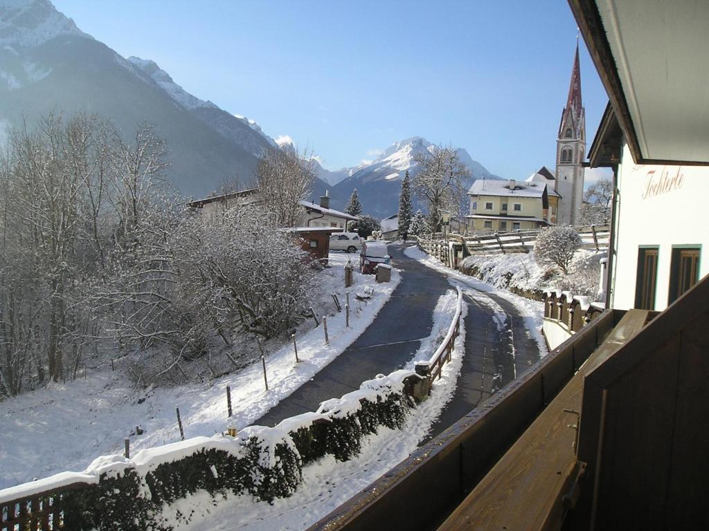 Ferienwohnung Landhaus Töchterle Telfes im Stubai Exterior foto